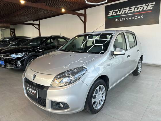 RENAULT SANDERO 1.0 EXPRESSION 16V FLEX 4P MANUAL RENAULT SANDERO 1.0 EXPRESSION 16V FLEX 4P MANUAL